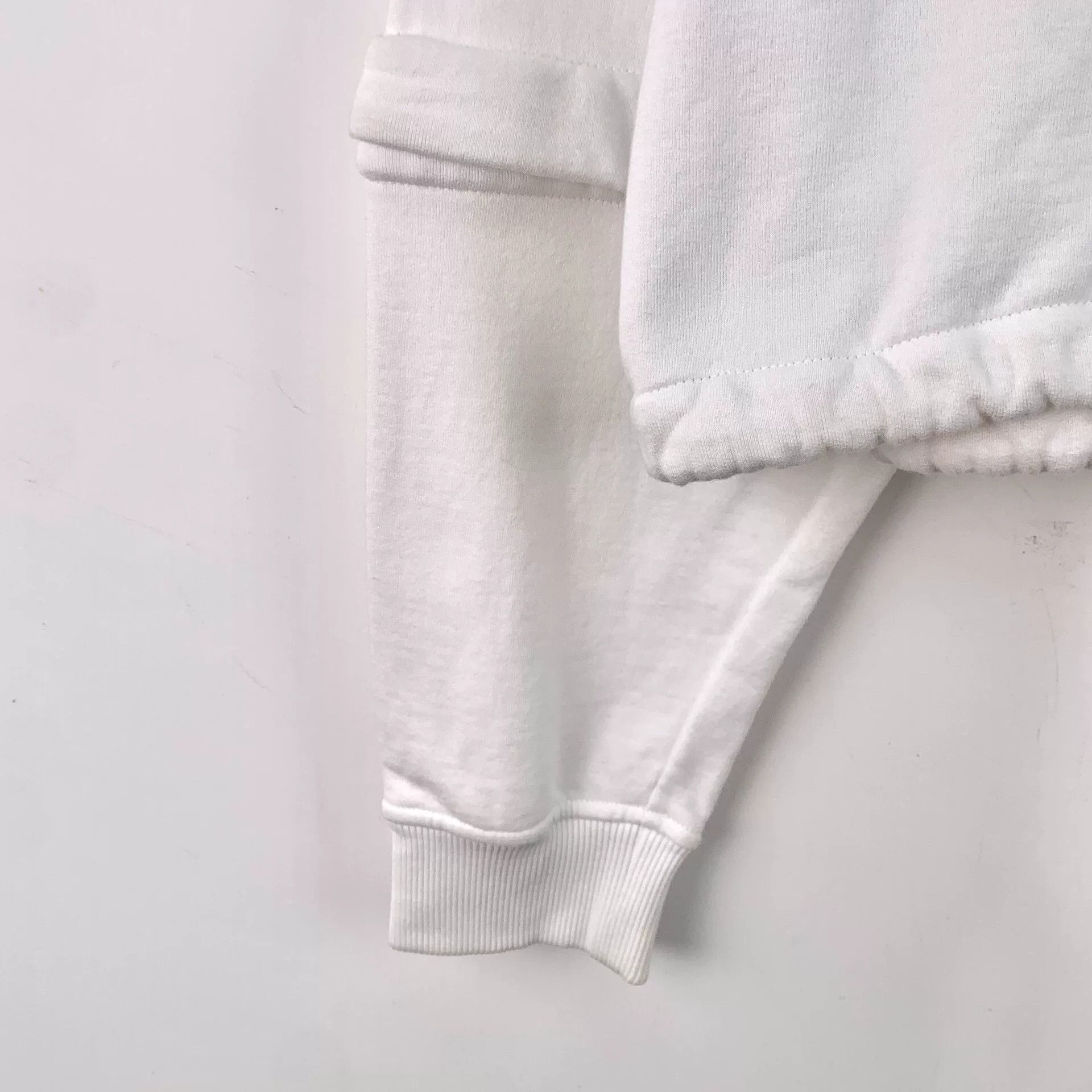 Fendi fendi white logo embroidered long sleeve sweatshirt Size US S / EU 44-46 / 1 - 5 Thumbnail