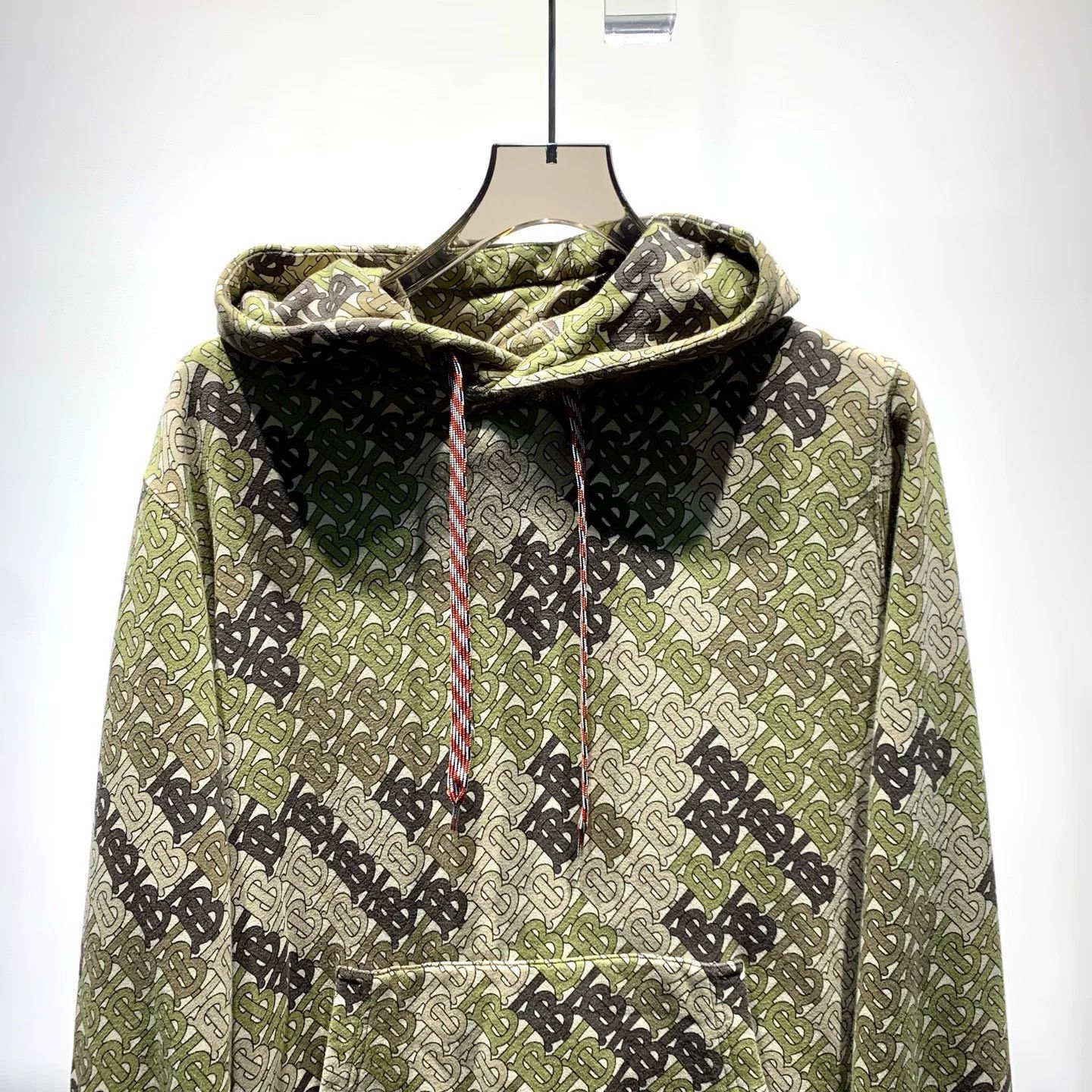 Burberry Burberry Camo TB Print Hoodie Size US L / EU 52-54 / 3 - 3 Thumbnail