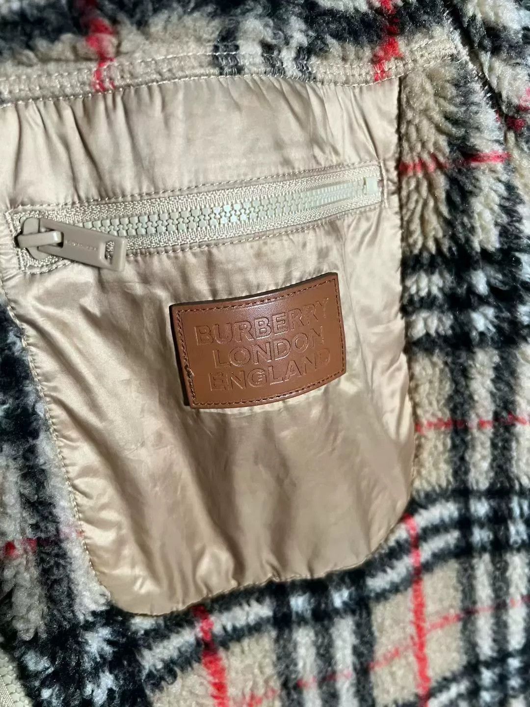 Burberry Burberry Plaid Fleece Teddy Logo Jacket Size US XL / EU 56 / 4 - 3 Thumbnail
