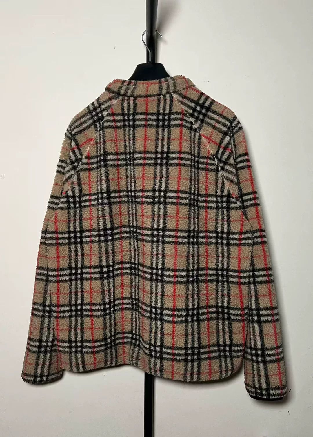 Burberry Burberry Plaid Fleece Teddy Logo Jacket Size US XL / EU 56 / 4 - 2 Thumbnail