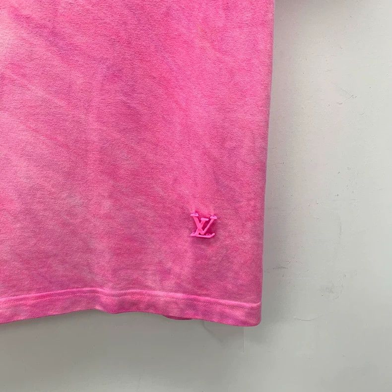 Louis Vuitton Louis Vuitton Pink Logo Tie-Dye T-Shirt Size US S / EU 44-46 / 1 - 4 Thumbnail