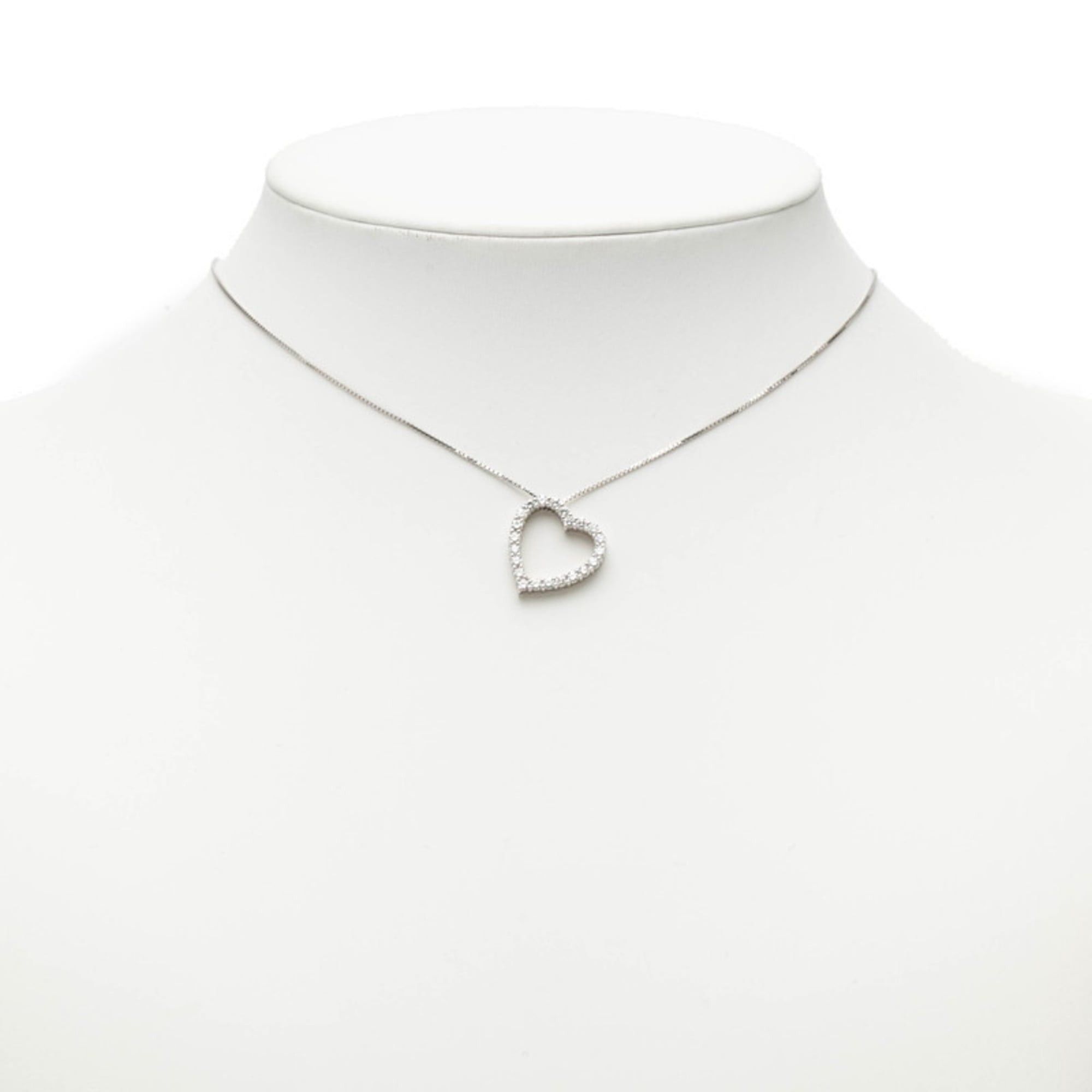 Gucci Gucci Heart Motif Diamond Pendant Necklace in 18K White Gold for Women Size ONE SIZE - 7 Thumbnail
