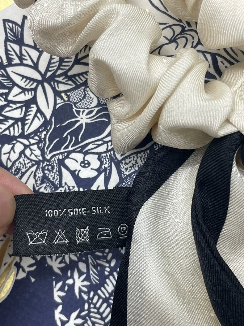 Chanel Chanel White Black Bow Silk Scrunchie Size ONE SIZE - 6 Thumbnail