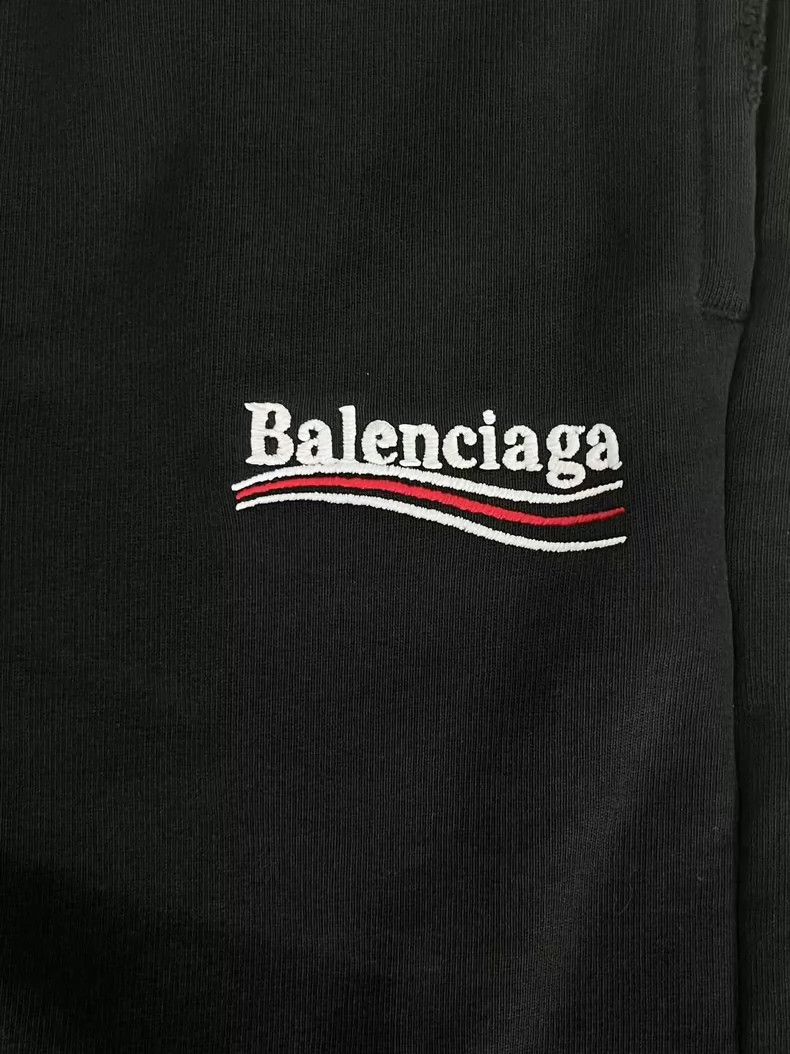 Balenciaga Balenciaga Coca-Cola Logo Casual Shorts Size US 30 / EU 46 - 3 Thumbnail