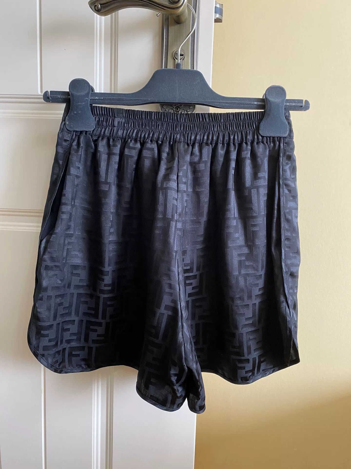 Fendi Fendi Double F Logo Silk Shorts Size US 34 / EU 50 - 2 Thumbnail