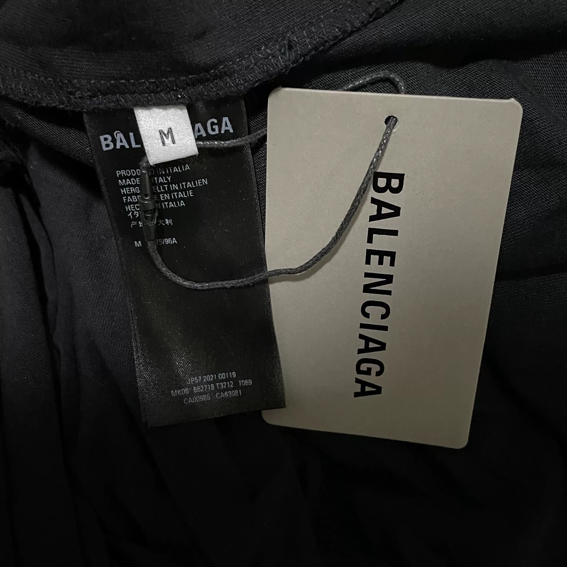 Balenciaga Balenciaga Distressed Coke Layered Sweater Size US M / EU 48-50 / 2 - 4 Thumbnail