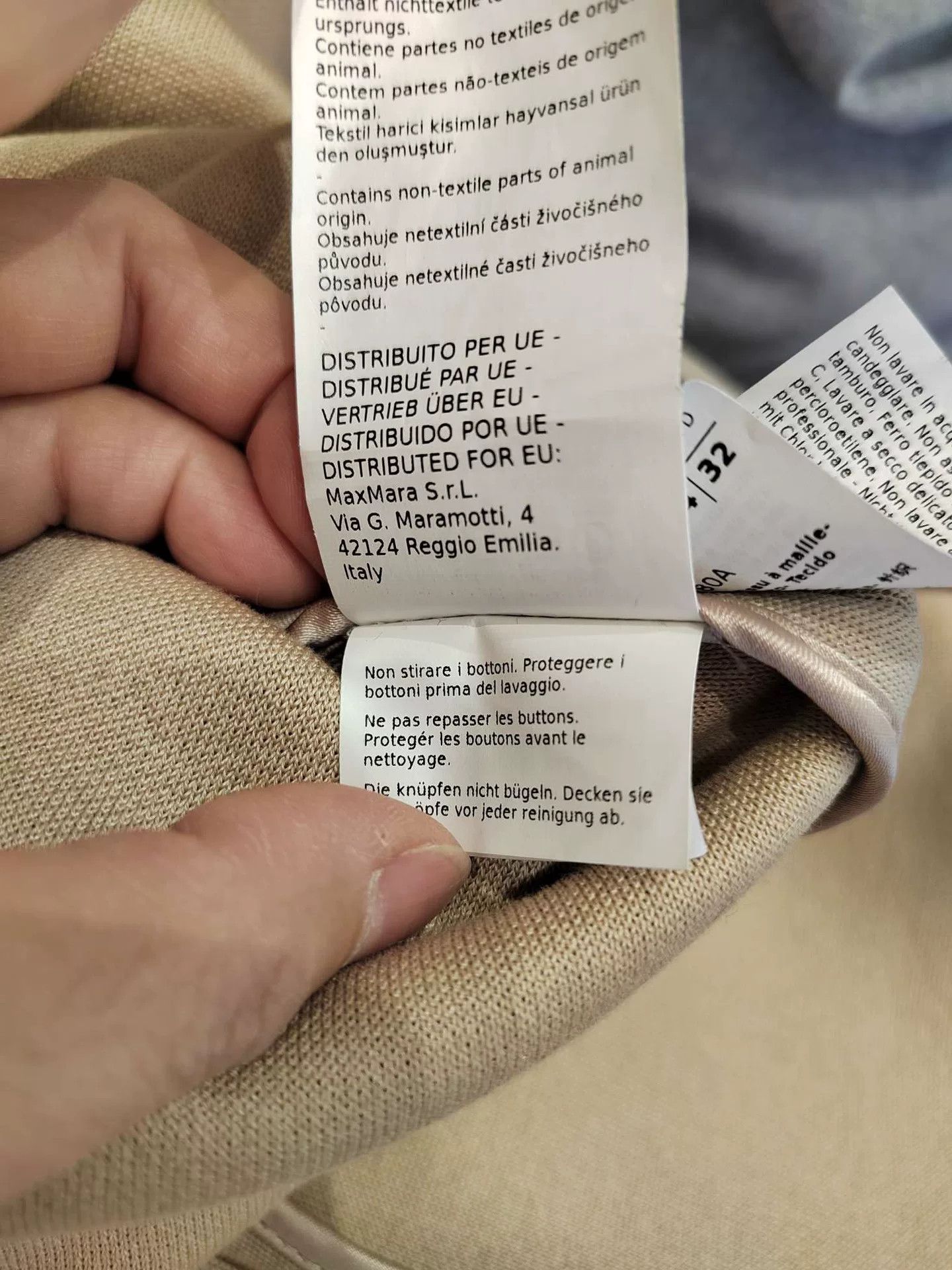Max Mara maxmara madame double-breasted coat in beige Size US S / EU 44-46 / 1 - 8 Thumbnail