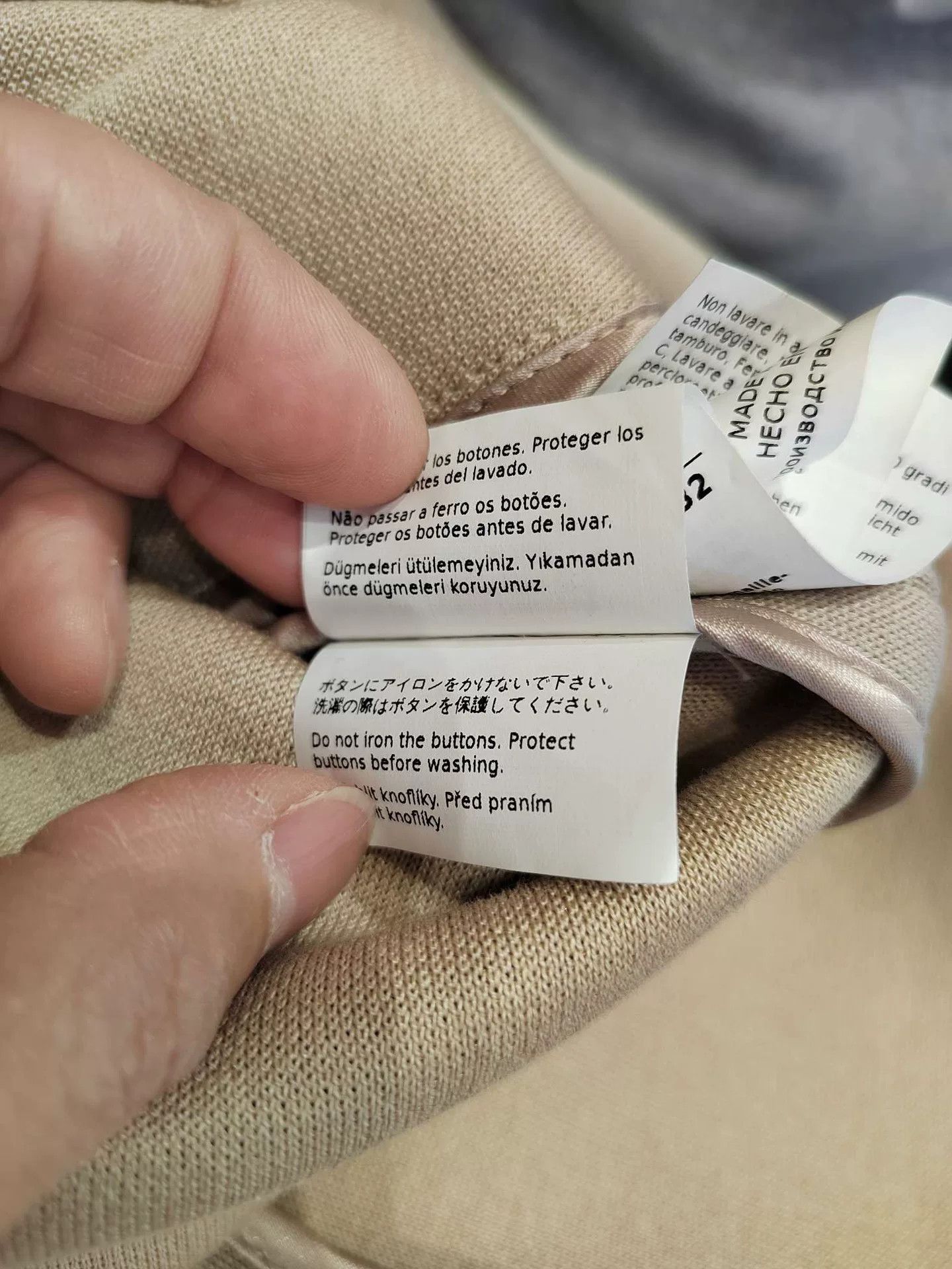 Max Mara maxmara madame double-breasted coat in light brown Size US S / EU 44-46 / 1 - 9 Thumbnail