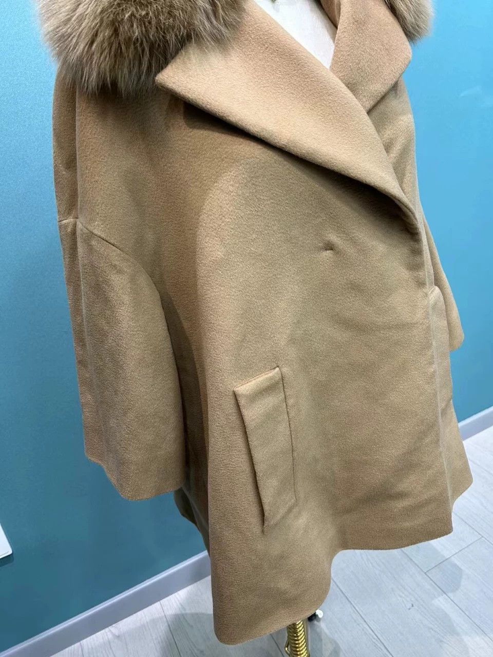 Max Mara max mara classic camel cashmere coat Size US L / EU 52-54 / 3 - 7 Thumbnail