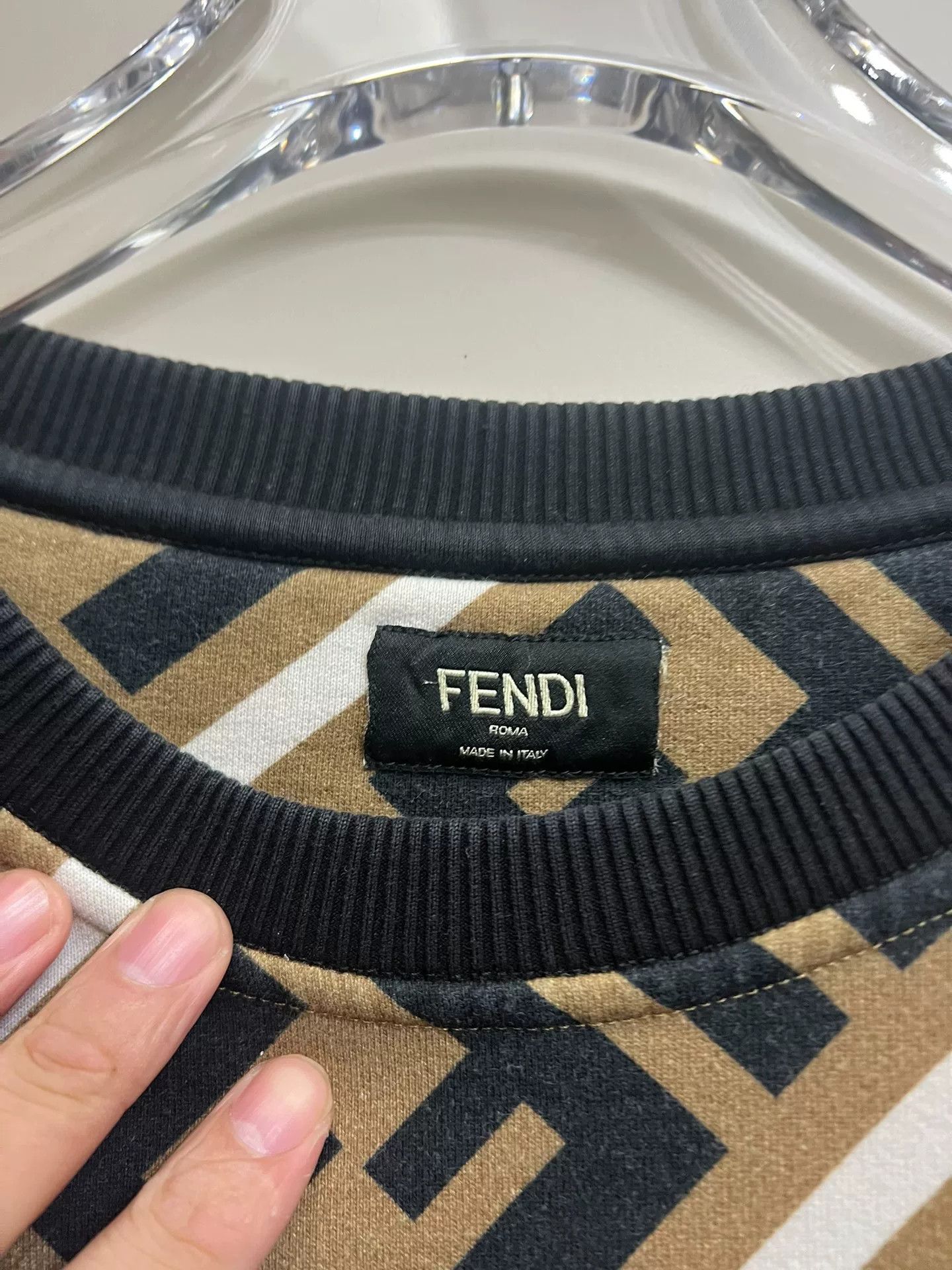 Fendi fendi men's sweatshirt with classic logo design Size US XL / EU 56 / 4 - 2 Thumbnail
