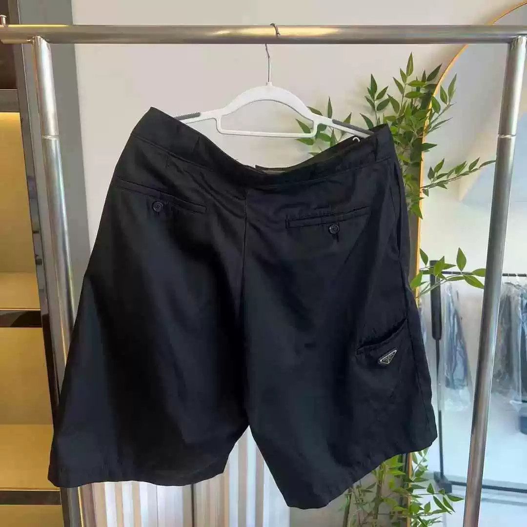 Prada PRADA Black Triangle Logo Nylon Shorts Size US 38 / EU 54 - 2 Thumbnail