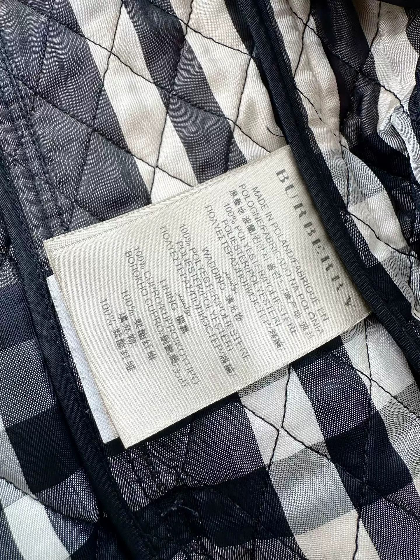 Burberry Burberry Quilted Mid-Length Coat Women Size US XS / EU 42 / 0 - 7 Thumbnail