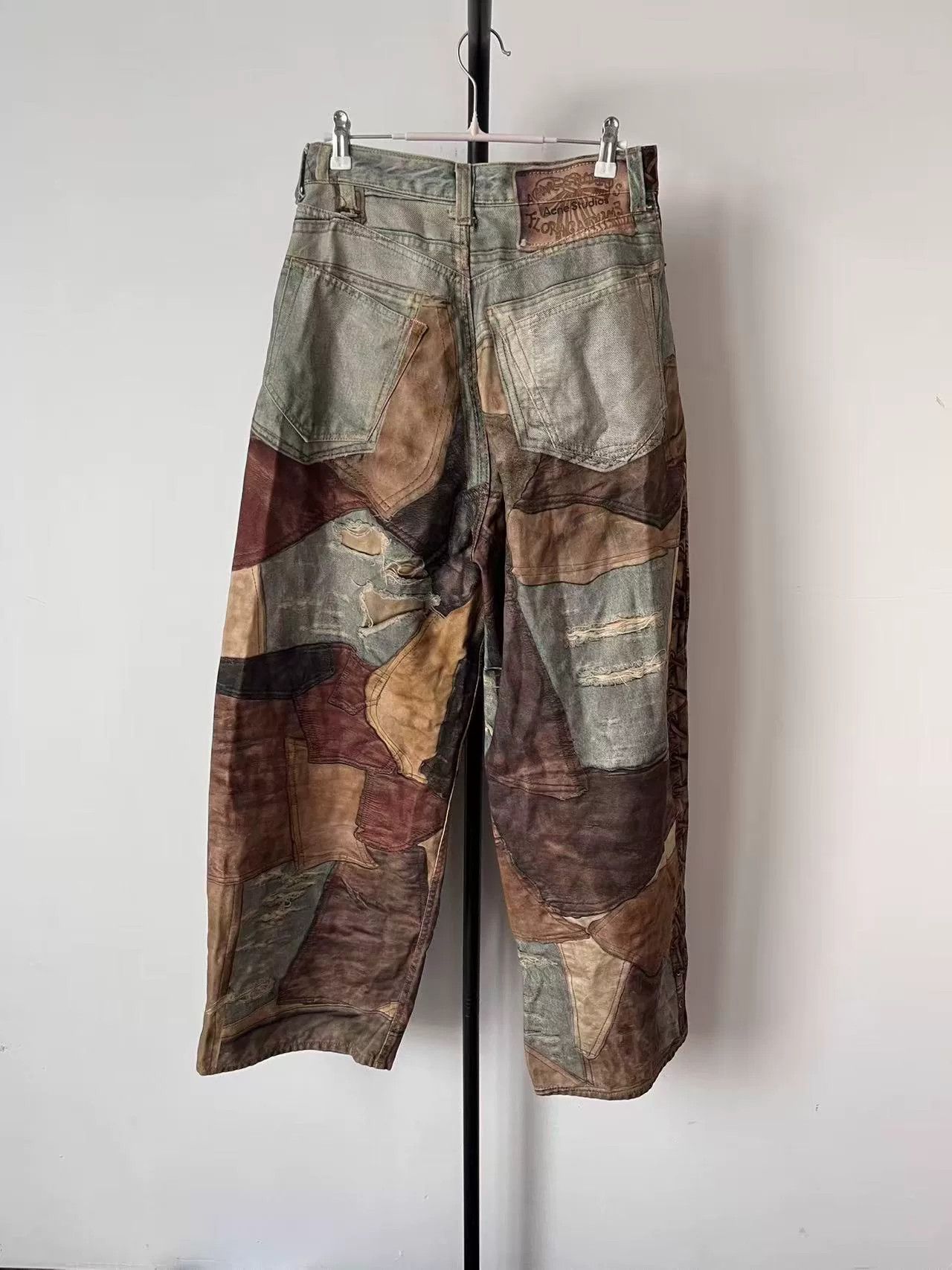 Acne Studios Acne Studios Baggy Print Wide-Leg Jeans Size US 44 / EU 60 - 2 Thumbnail