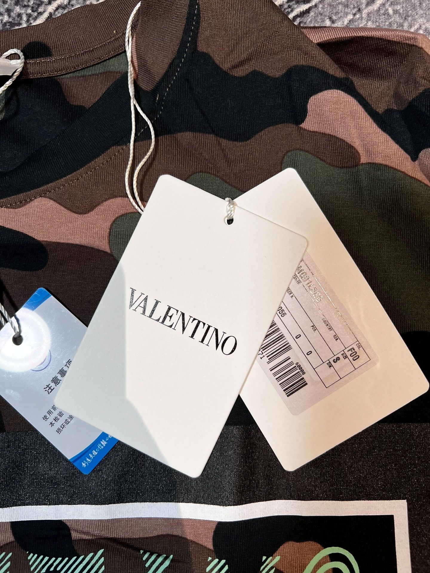 Valentino Valentino Camouflage Short Sleeve T-Shirt Size US S / EU 44-46 / 1 - 3 Thumbnail