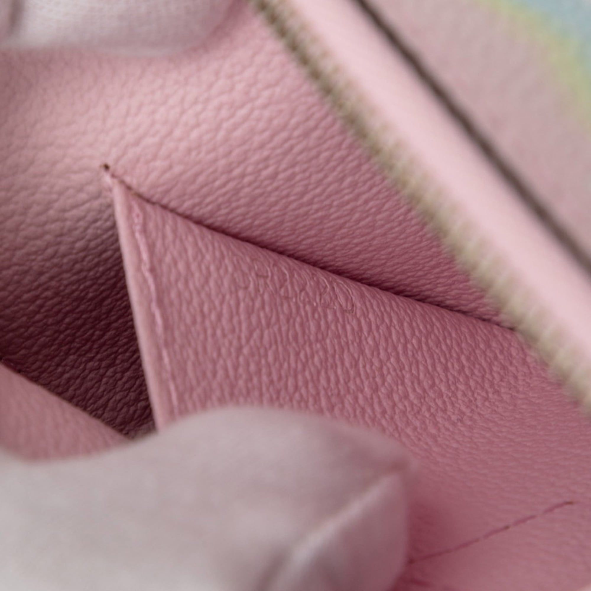 Louis Vuitton Louis Vuitton Giant Monogram Escal Pochette Cosmetic Pouch M69139 Pastel Multicolor Leather Women's LOUIS VUITTON Size ONE SIZE - 6 Thumbnail