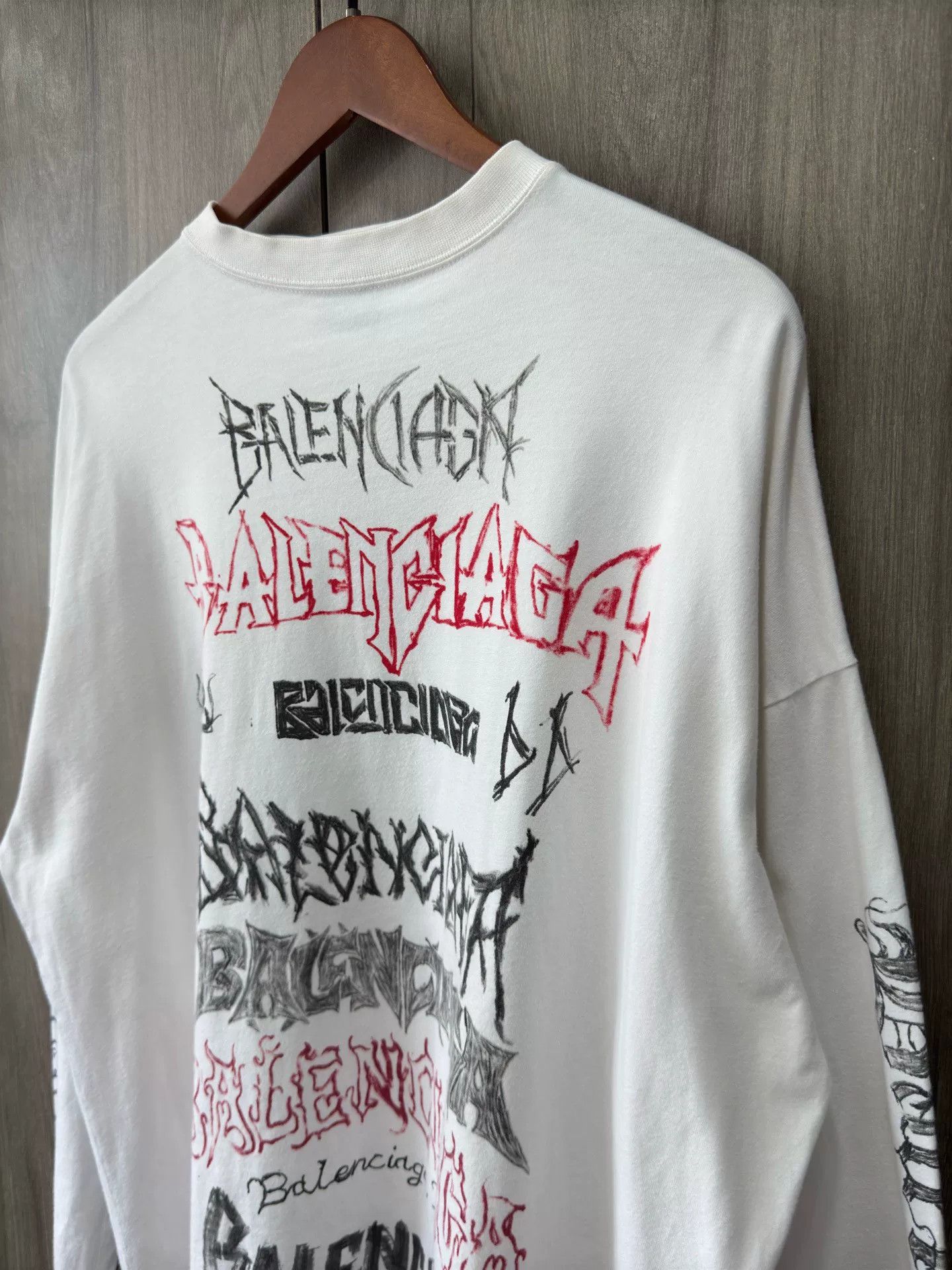 Balenciaga Balenciaga Graffiti Long Sleeve T-shirt Size US XXS / EU 40 - 3 Thumbnail