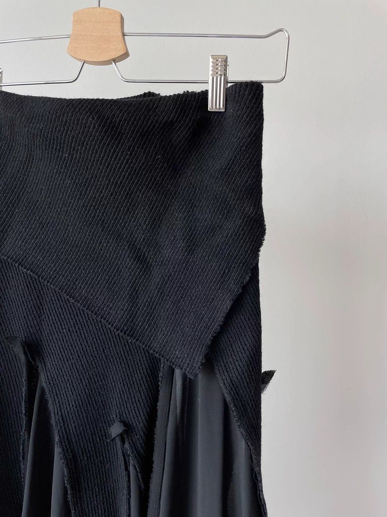 Comme des Garcons Comme des Garcons Black Midi Skirt Size US 26 / EU 42 - 3 Thumbnail