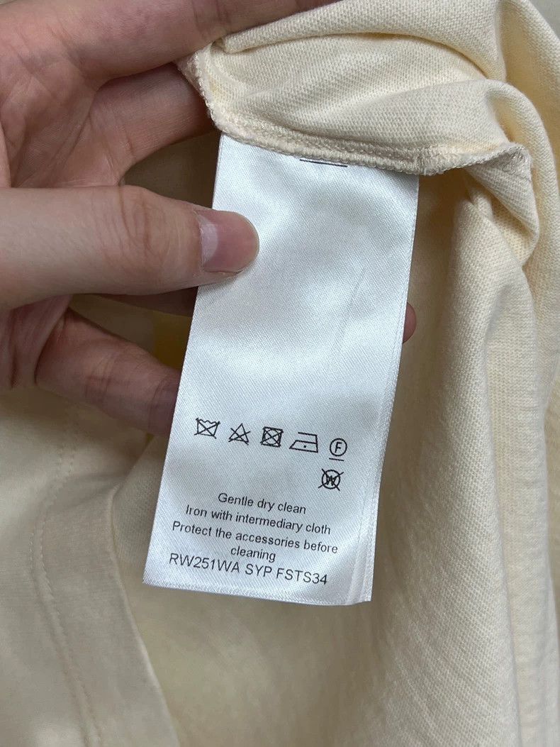 Louis Vuitton Louis Vuitton Beige Slogan Chain Short Sleeve Size US M / EU 48-50 / 2 - 4 Thumbnail