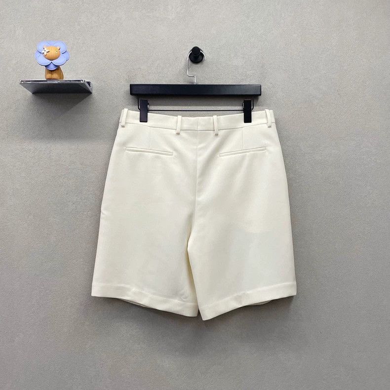 Louis Vuitton LV White Straight-Cut Shorts Size 38 Size US 38 / EU 54 - 2 Thumbnail