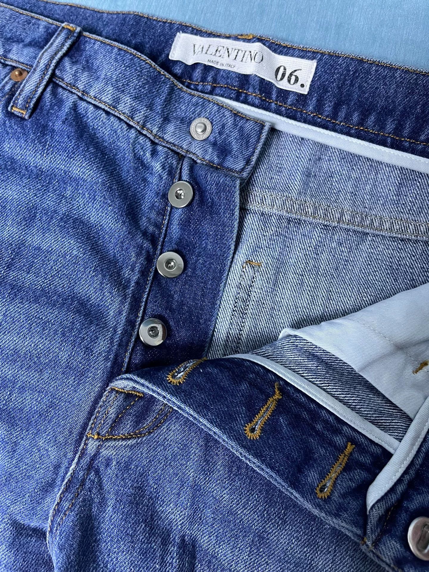 Valentino Valentino Studded Denim Jeans Size 31 Size US 31 - 4 Thumbnail