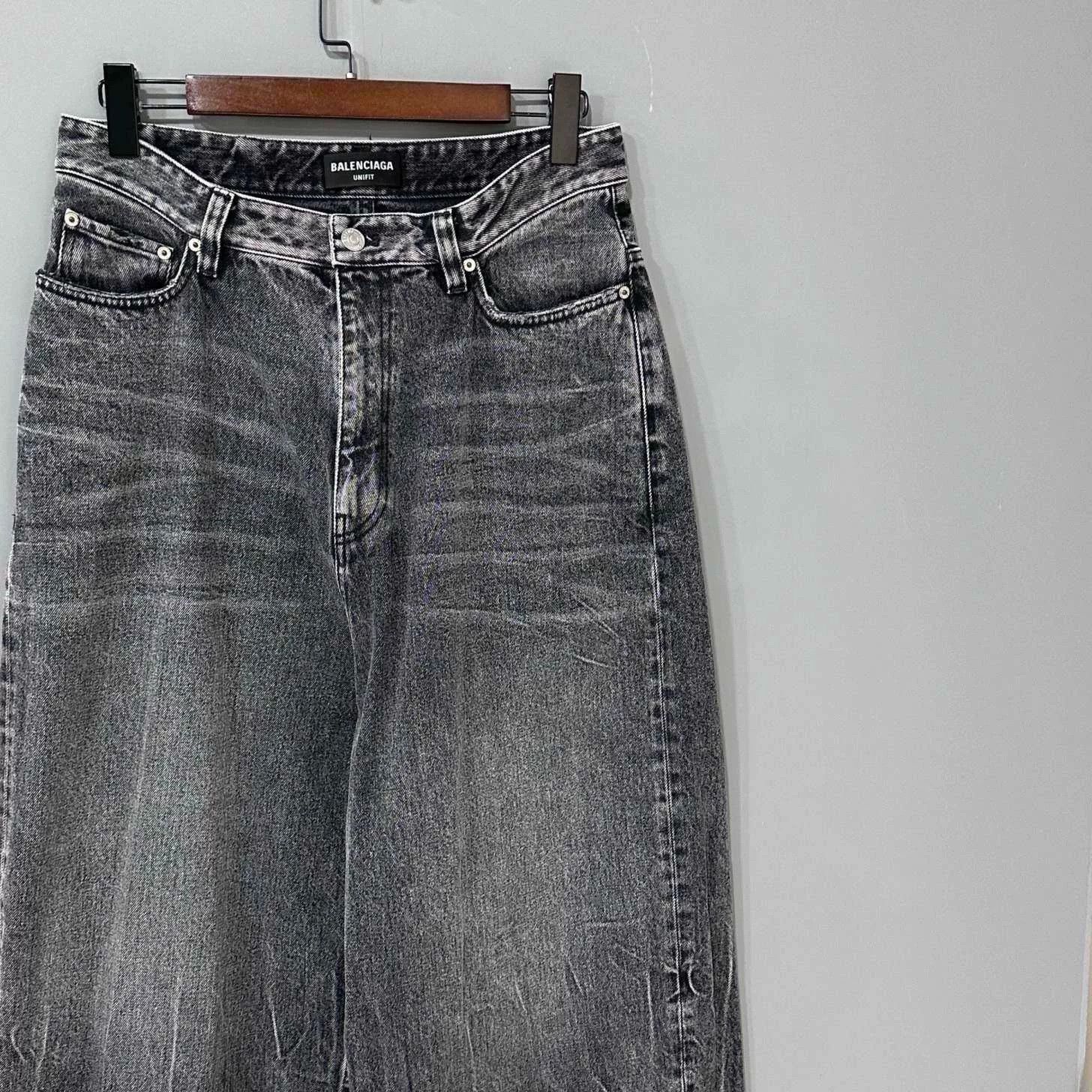 Balenciaga Balenciaga FW22 Washed Straight Jeans Size US 29 - 2 Thumbnail