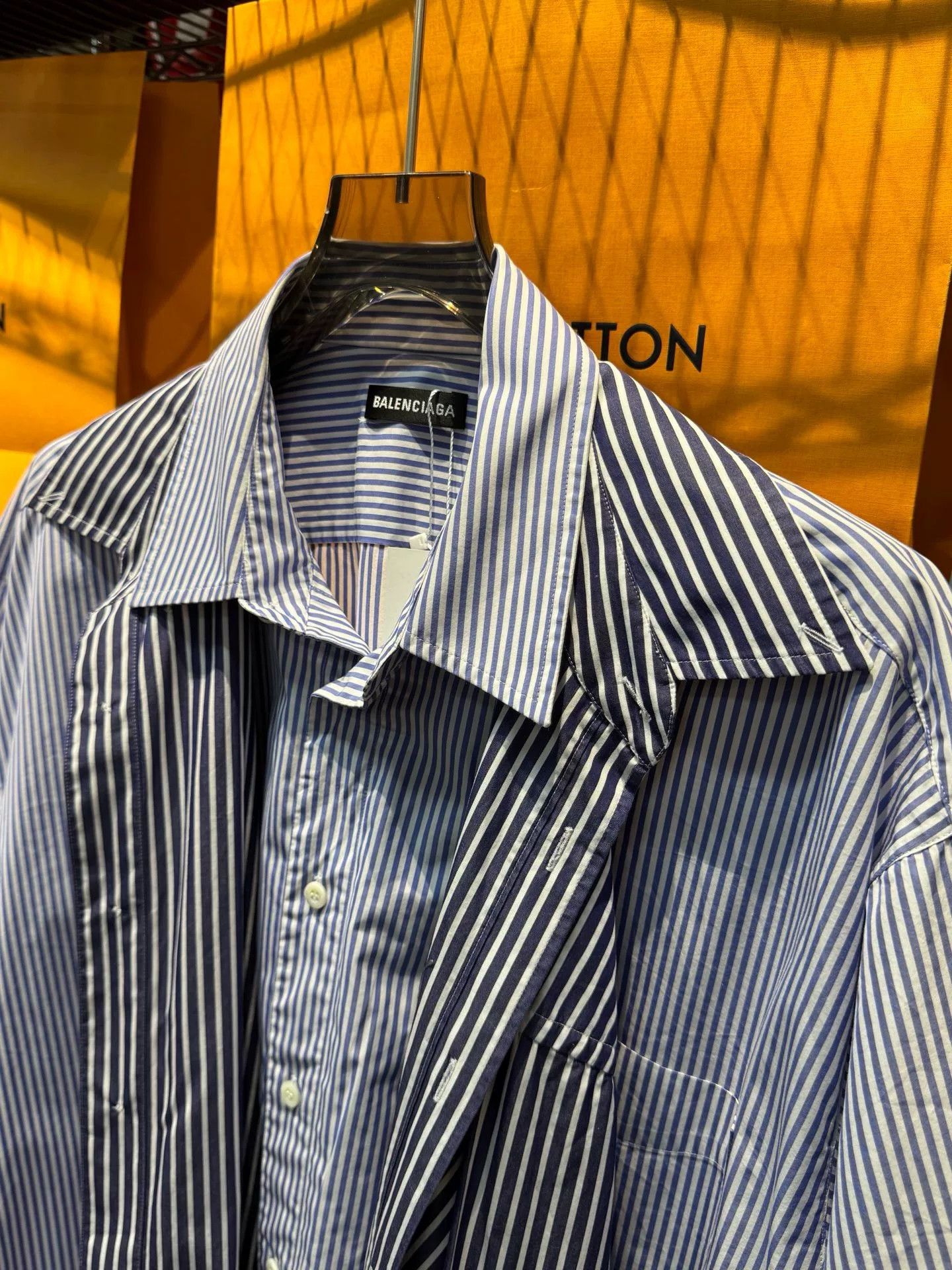 Balenciaga Balenciaga Reversible Striped Shirt Size US M / EU 48-50 / 2 - 3 Thumbnail