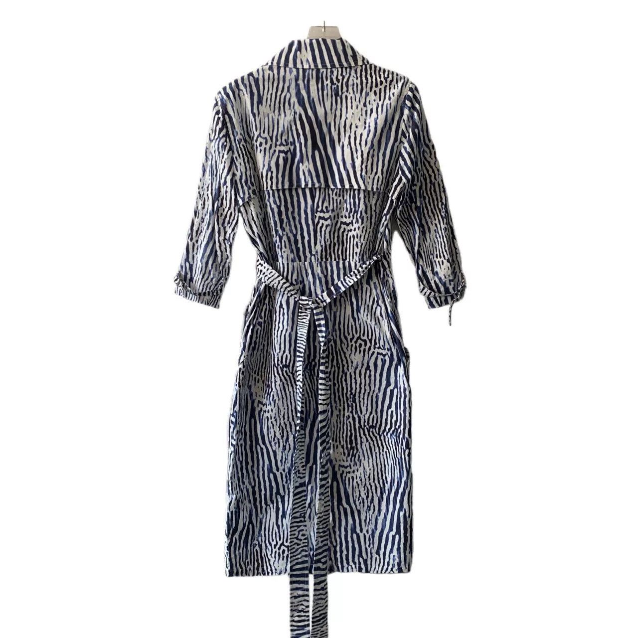 Max Mara maxmara striped belted dress in blue Size US M / EU 48-50 / 2 - 2 Thumbnail