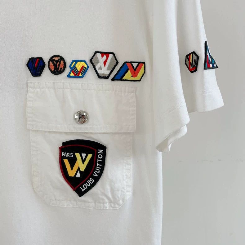 Louis Vuitton Louis Vuitton White Badge XS T-shirt Size US XS / EU 42 / 0 - 4 Thumbnail