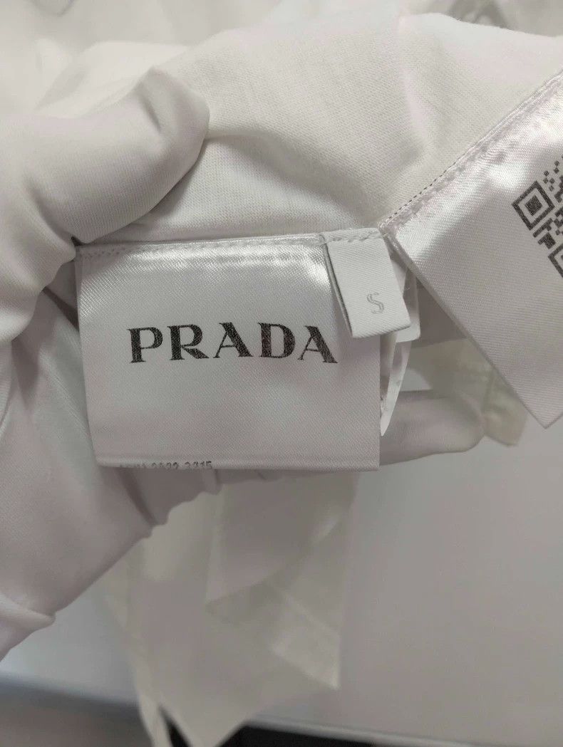 Prada PRADA Cotton Logo Crewneck Short-Sleeve T-Shirt Size US S / EU 44-46 / 1 - 6 Thumbnail