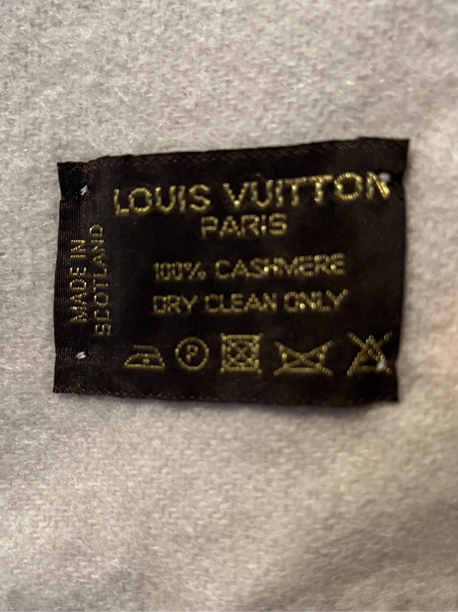 Louis Vuitton Louis Vuitton Scarf Size ONE SIZE - 2 Thumbnail