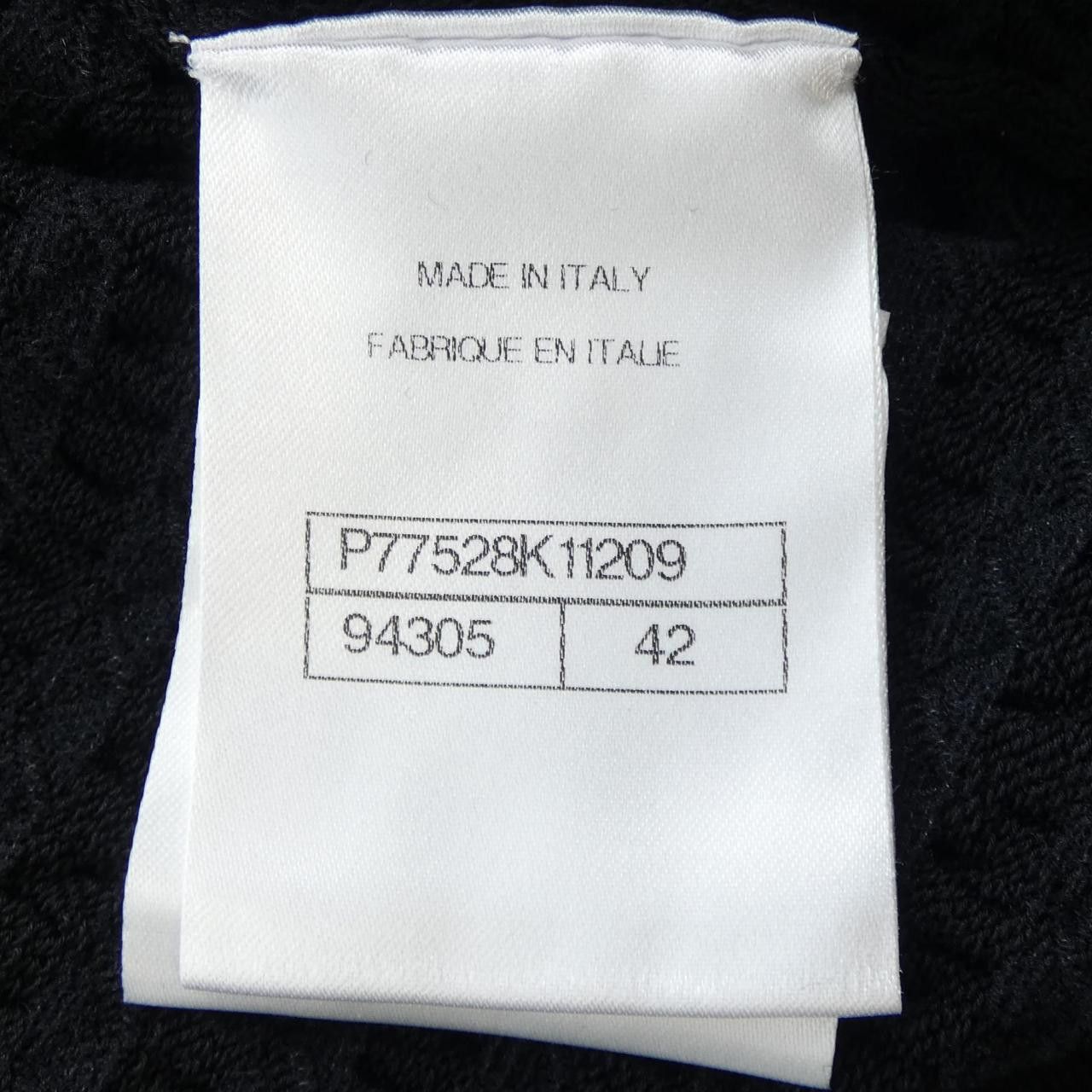 Chanel Chanel Chanel P77528K11209 Knitwear Others Tops P77528K11209 DUTY FREE for USA Size ONE SIZE - 5 Thumbnail