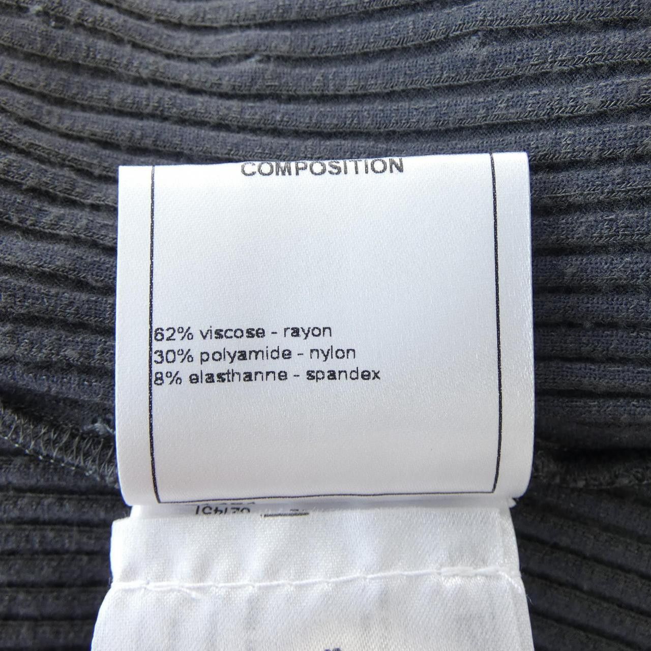 Chanel Chanel Chanel P54332V40759 Knitwear Others Tops P54332V40759 DUTY FREE for USA Size ONE SIZE - 3 Thumbnail