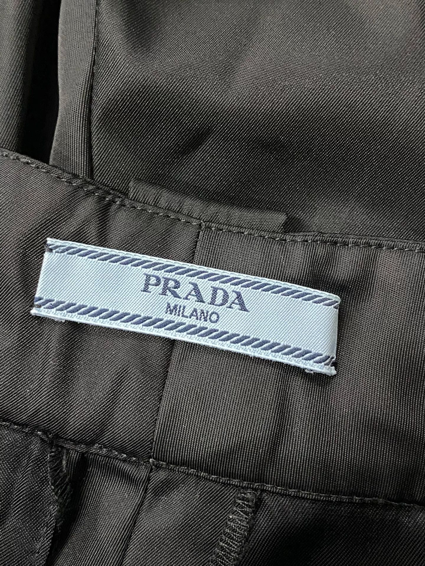 Prada Prada Nylon Triangle Logo Shorts Size US 36 / EU 52 - 4 Thumbnail