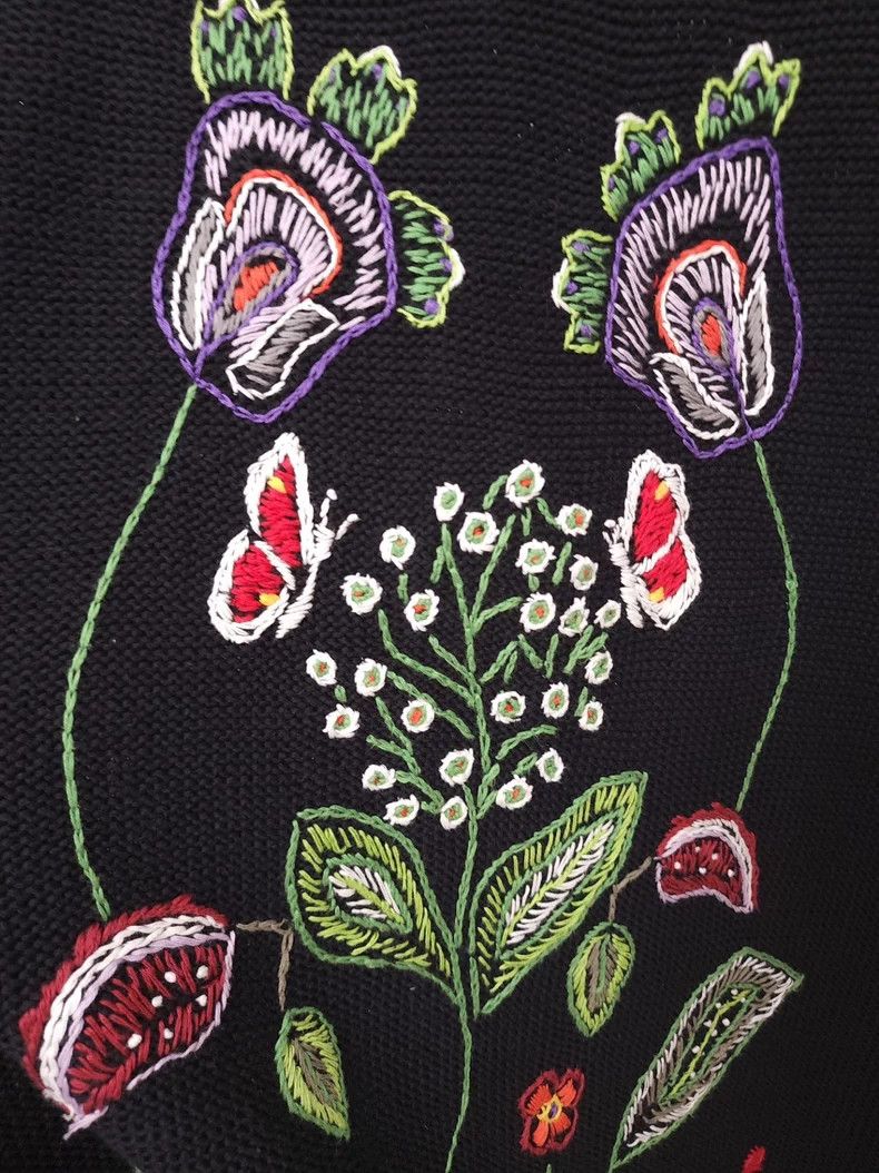Valentino Valentino Black Embroidered Sweater Dress Size US S / EU 44-46 / 1 - 8 Thumbnail