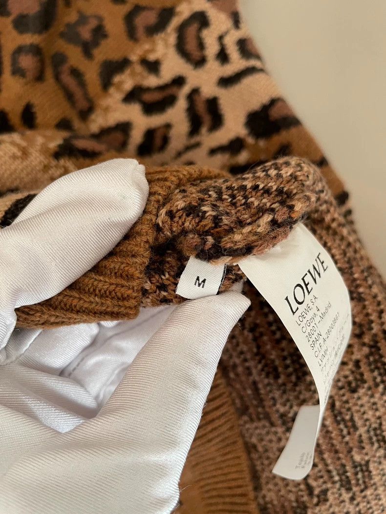 Loewe Loewe Brown Leopard Wool Sweater M Size US M / EU 48-50 / 2 - 4 Thumbnail