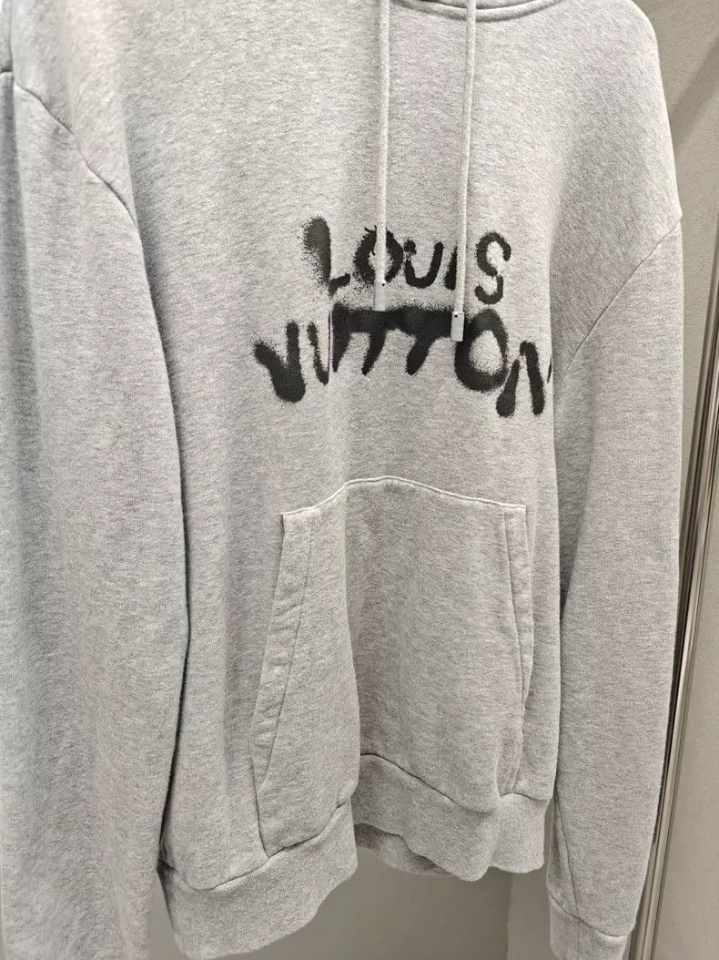 Louis Vuitton Louis Vuitton Gray Ink Portrait Hoodie Size US S / EU 44-46 / 1 - 3 Thumbnail