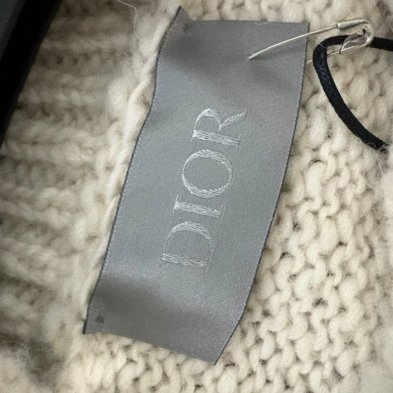 Dior Dior White Letter Print Knit Sweater Size US XXL / EU 58 / 5 - 3 Thumbnail