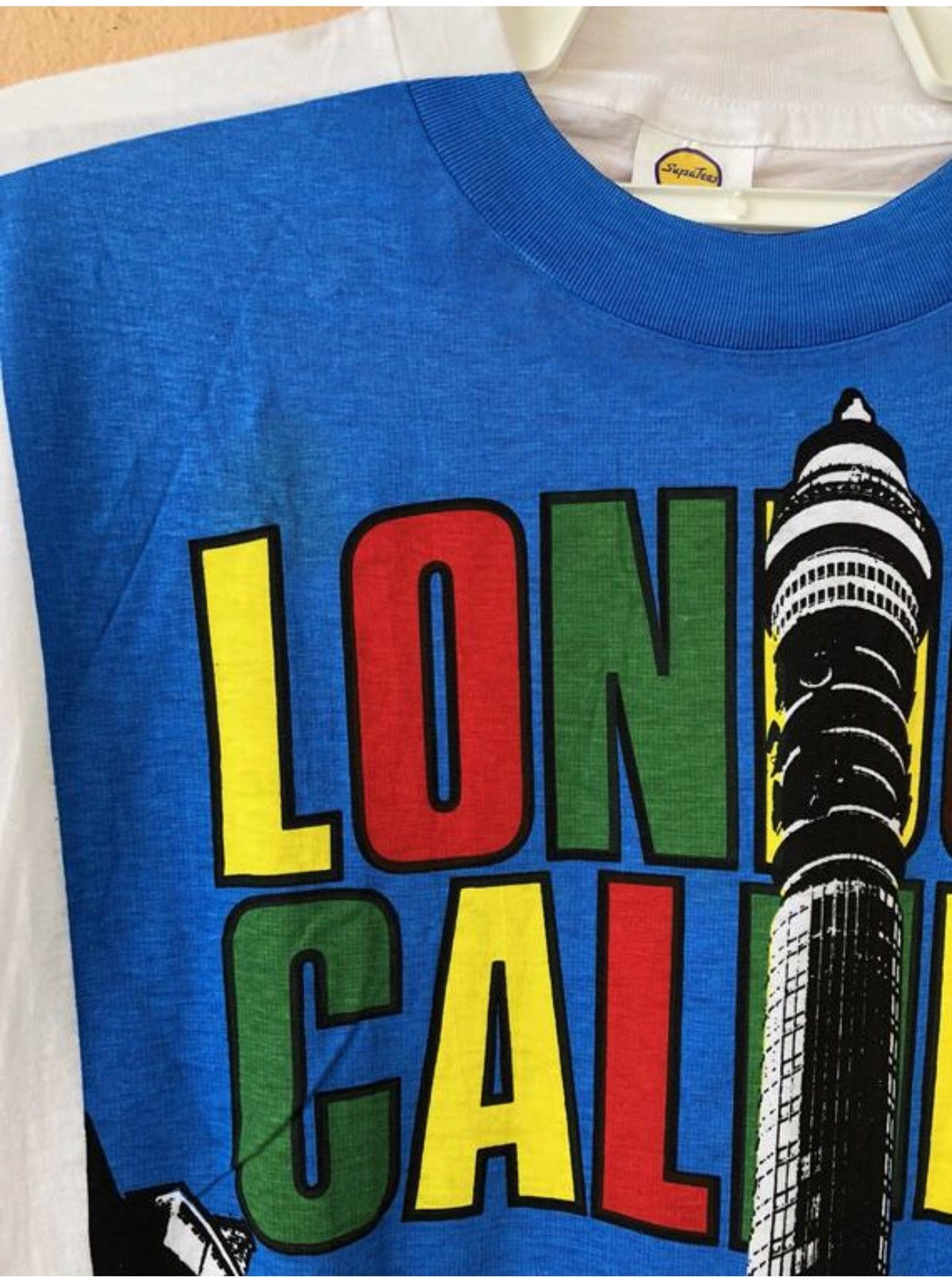 Band Tees Vintage The Clash London Calling Fifth Column Design T Shirt Size US L / EU 52-54 / 3 - 5 Thumbnail