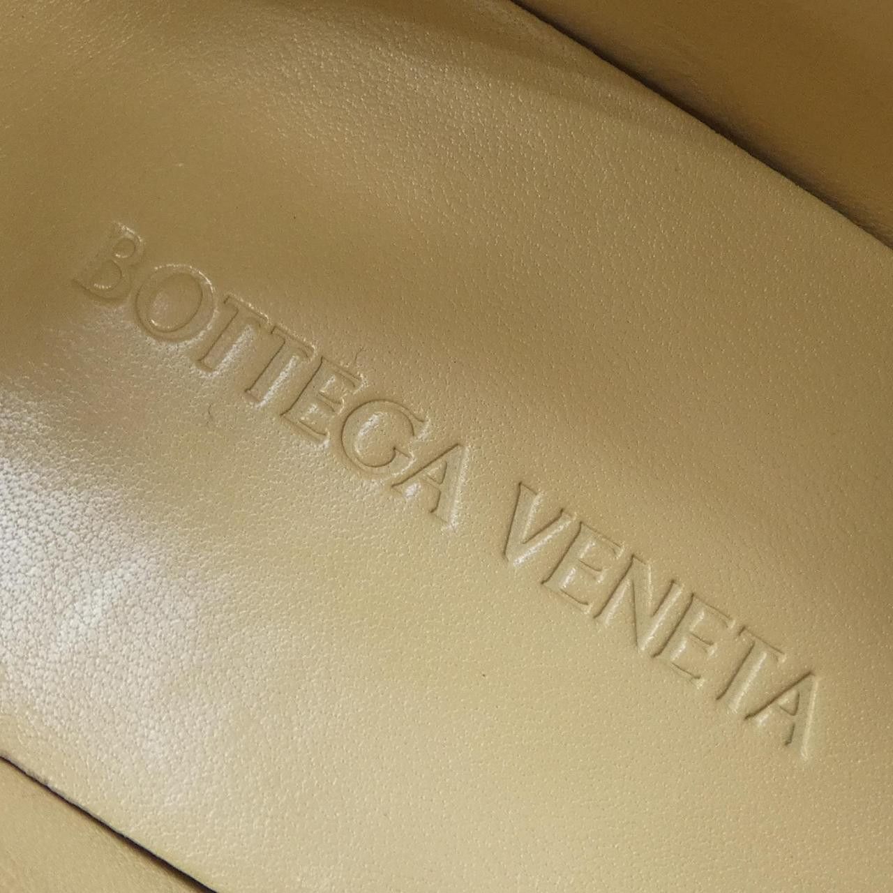 Bottega Veneta Bottega Veneta Bottega Veneta Official Name Leather Shoes Leather Shoes 729880 V28R0 DUTY FREE for USA Size ONE SIZE - 6 Thumbnail