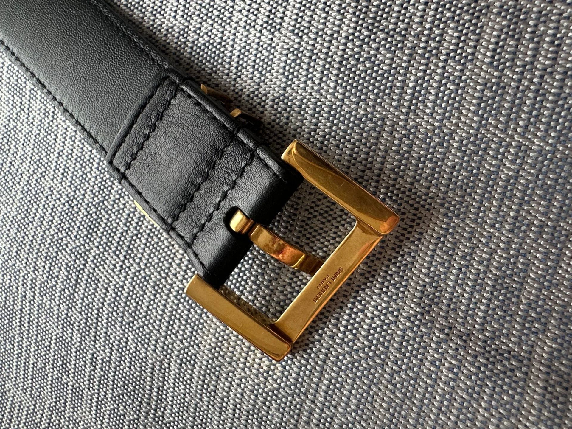 Yves Saint Laurent yves saint laurent black leather belt Size ONE SIZE - 2 Thumbnail