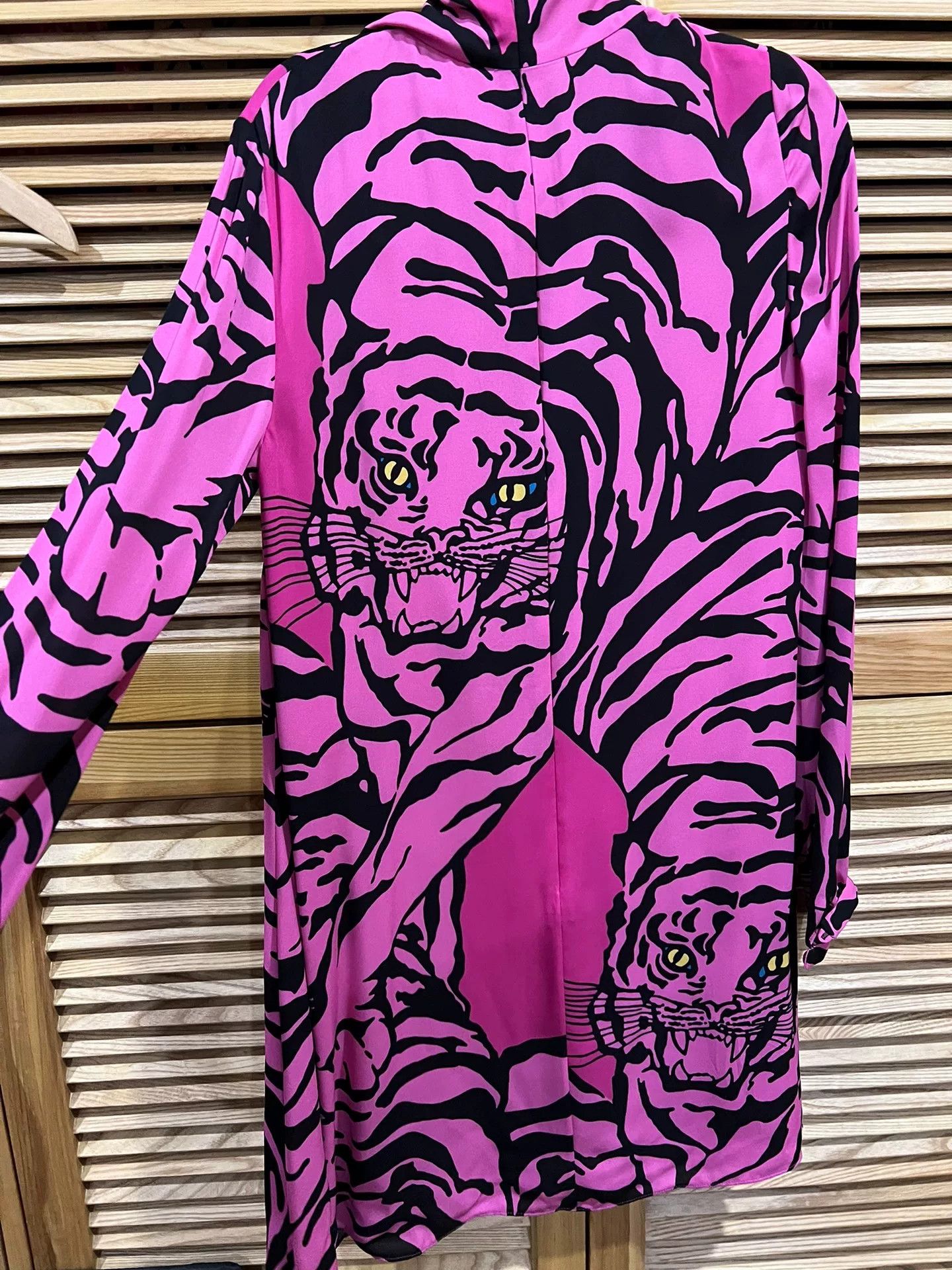 Valentino Valentino Silk Tiger Print Dress Size US M / EU 48-50 / 2 - 3 Thumbnail