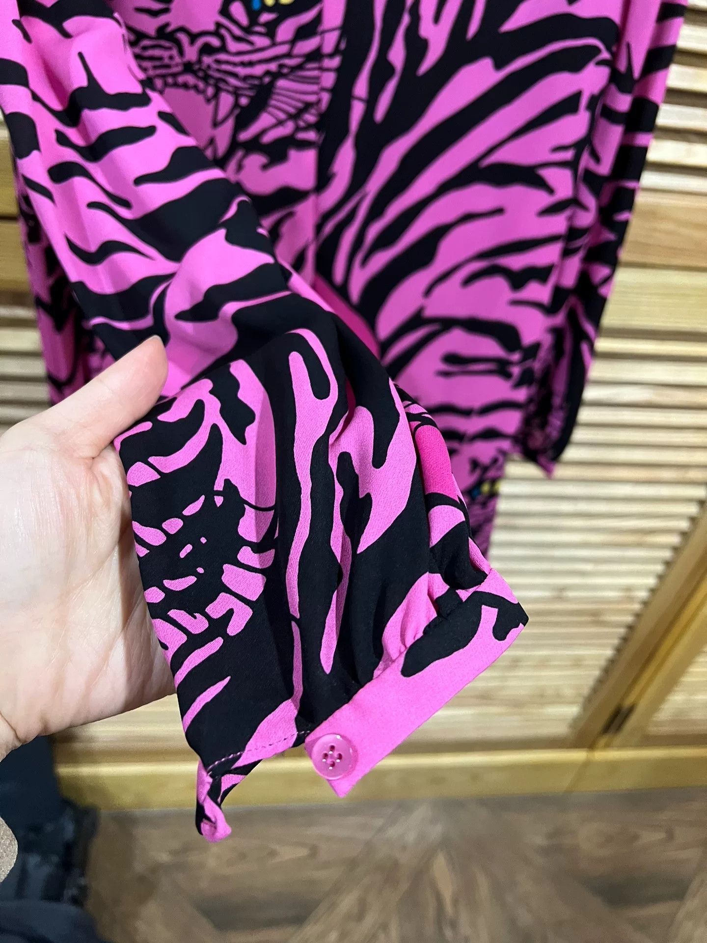 Valentino Valentino Silk Tiger Print Dress Size US M / EU 48-50 / 2 - 7 Thumbnail