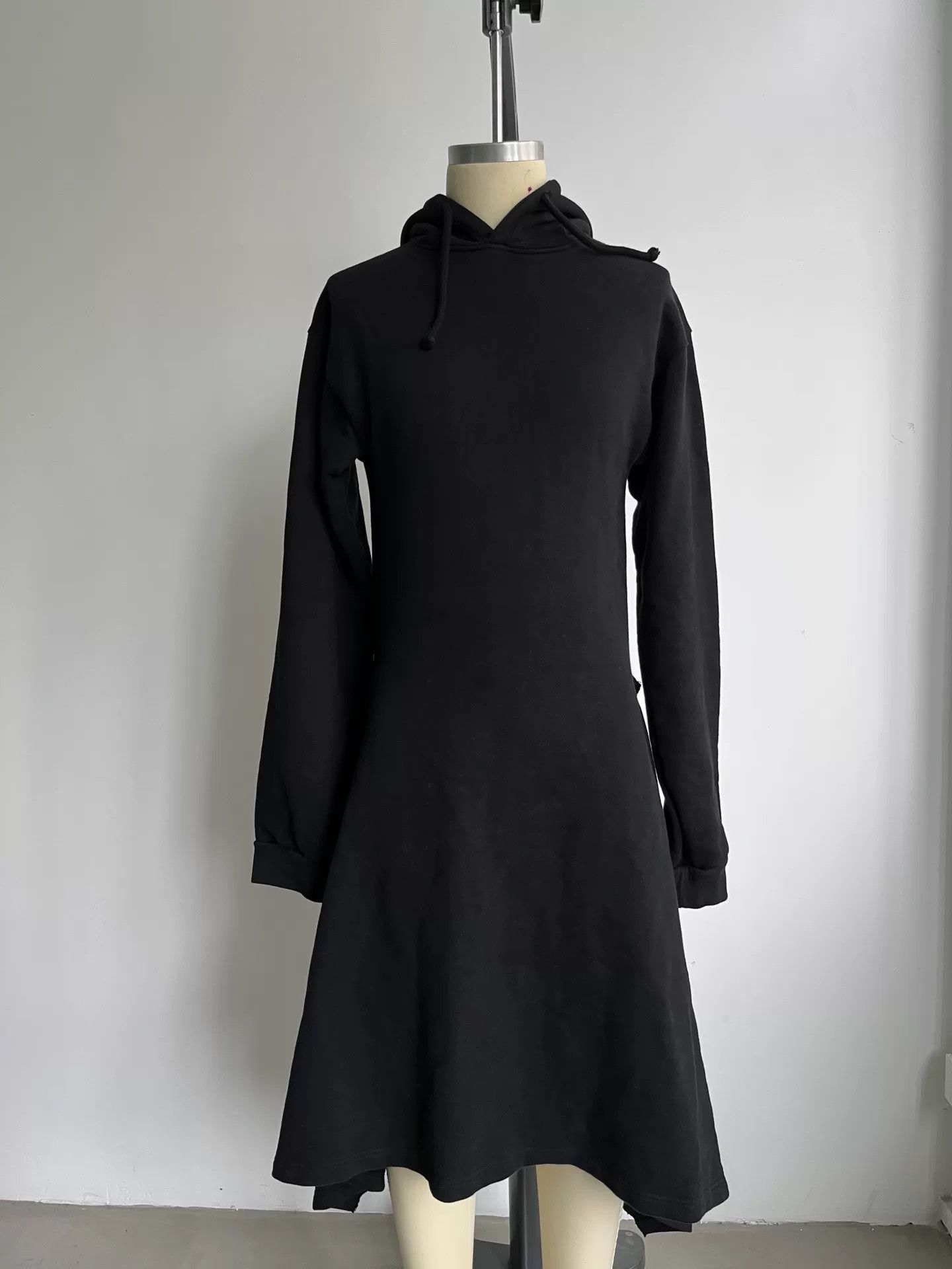 Vetements Vetements 2016 Long Hoodie Dress Size US S / EU 44-46 / 1 - 2 Thumbnail
