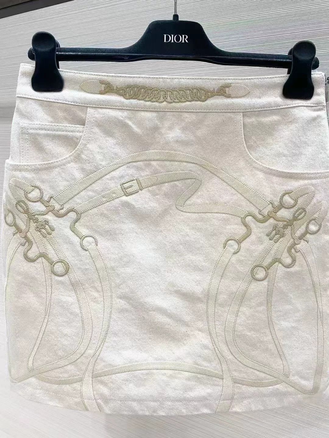 Hermes Hermes Embroidered Logo Skirt Size 36 Size US 36 / EU 52 - 3 Thumbnail