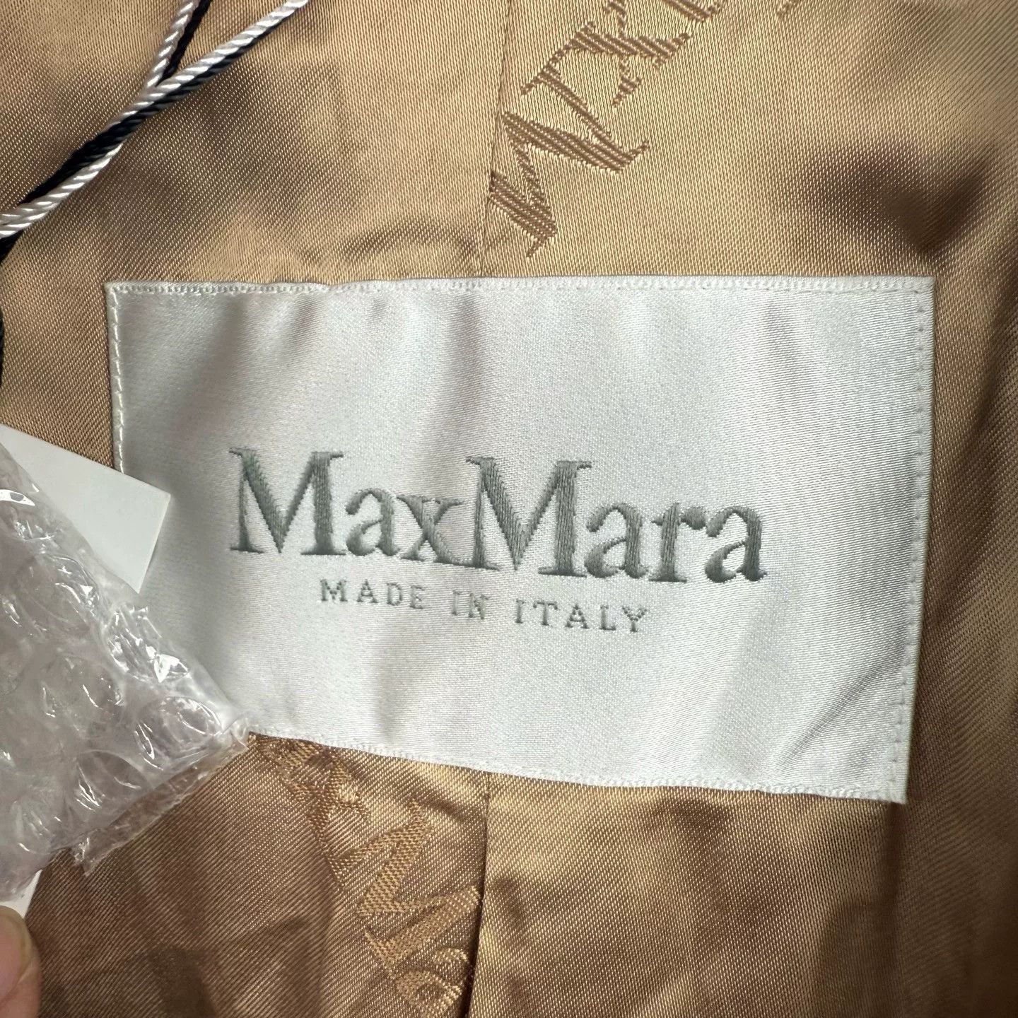 Max Mara Maxmara Long Coat in Light Beige Color Size US L / EU 52-54 / 3 - 3 Thumbnail