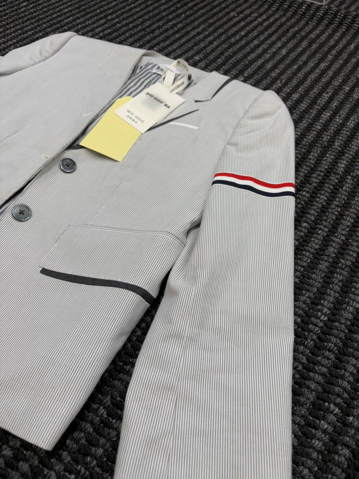 Thom Browne thom browne gray striped double sleeve blazer Size US S / EU 44-46 / 1 - 3 Thumbnail