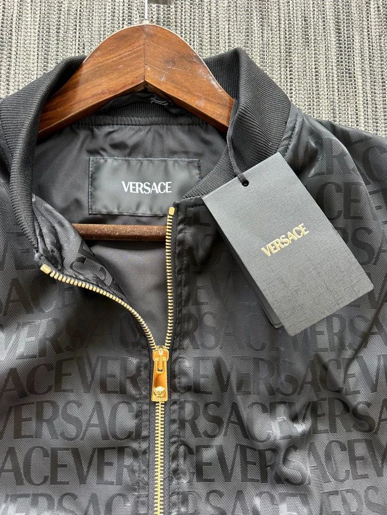 Versace Versace Black Logo Bomber Jacket Size US L / EU 52-54 / 3 - 3 Thumbnail
