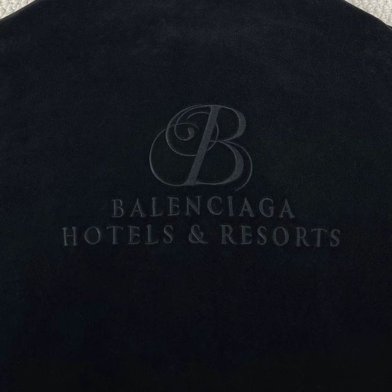 Balenciaga Balenciaga Black Velvet Logo Zip Jacket Size US L / EU 52-54 / 3 - 4 Thumbnail
