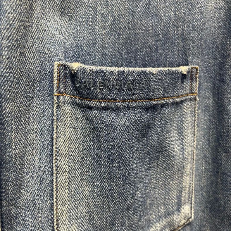 Balenciaga Balenciaga Denim Short Sleeve Shirt Size US L / EU 52-54 / 3 - 3 Thumbnail