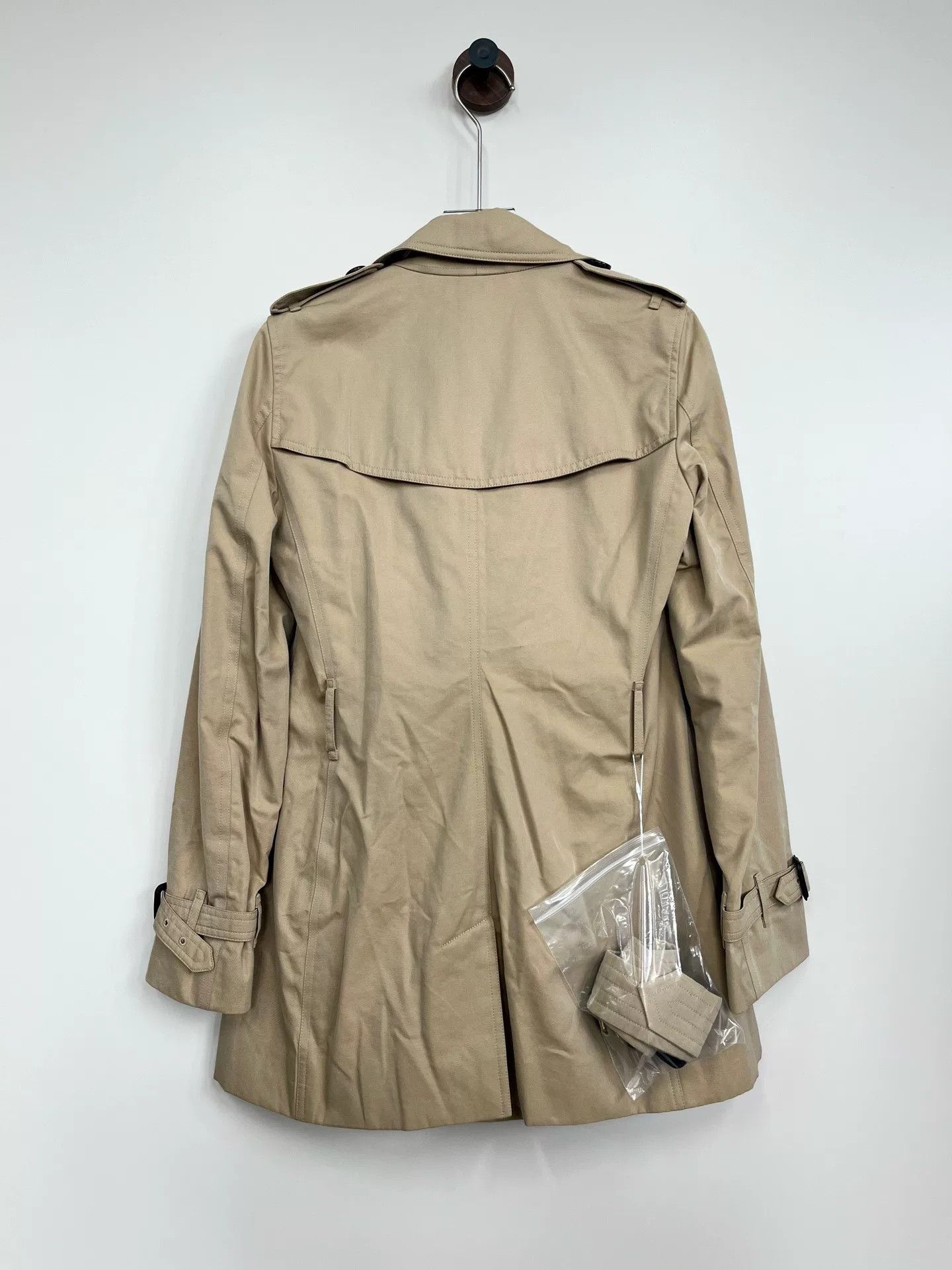 Burberry Burberry Beige Double-Breasted Trench Coat Size US XS / EU 42 / 0 - 2 Thumbnail